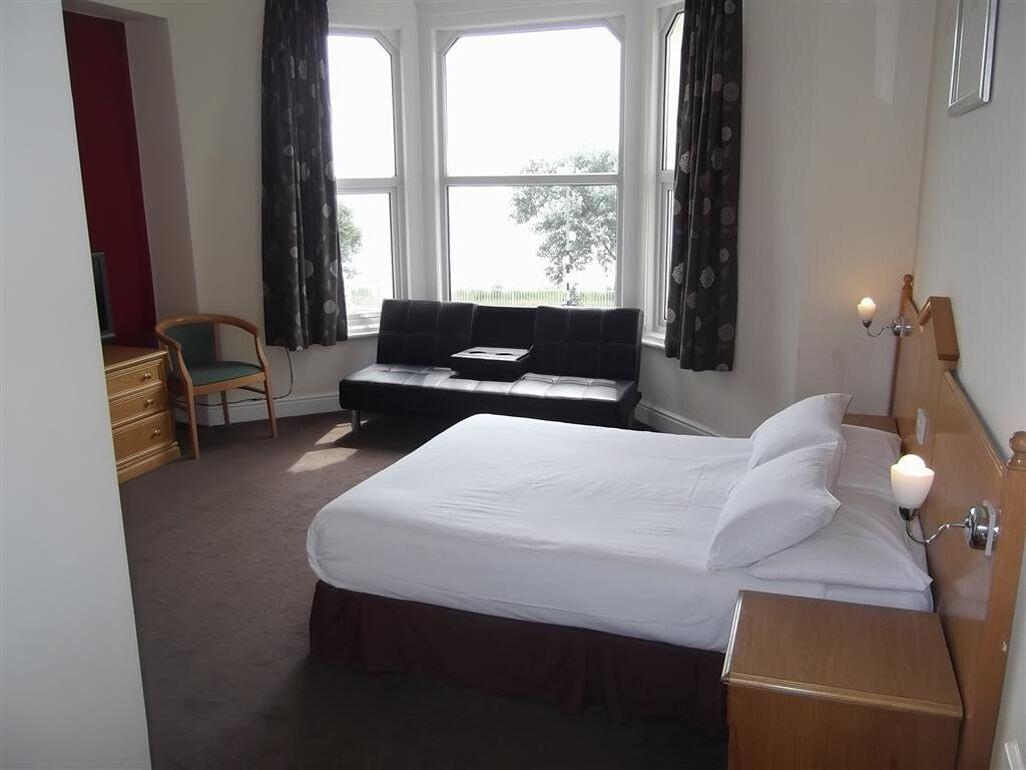 Esplanade Hotel Clacton-on-Sea Extérieur photo