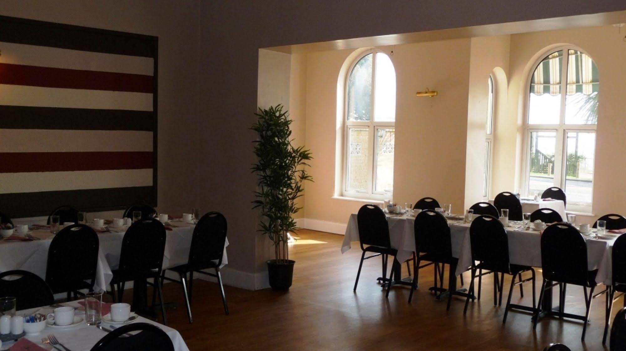 Esplanade Hotel Clacton-on-Sea Restaurant photo
